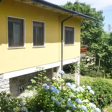 Rosandra Pizzorne Apartment